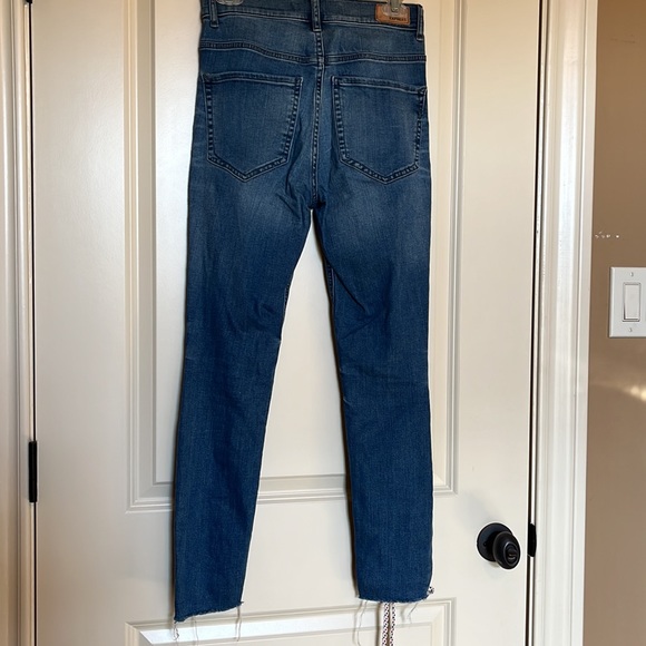 Express, boot lace up detail, high waisted jeans size 4 - Picture 2 of 2